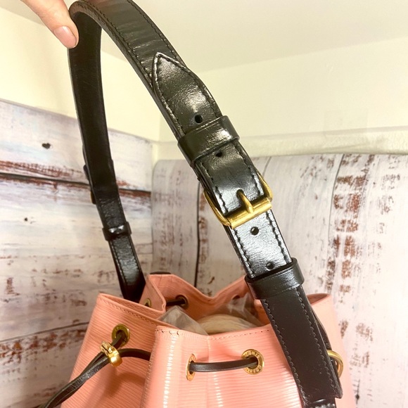 Louis Vuitton Petite Noe custom painted - Picture 16 of 16